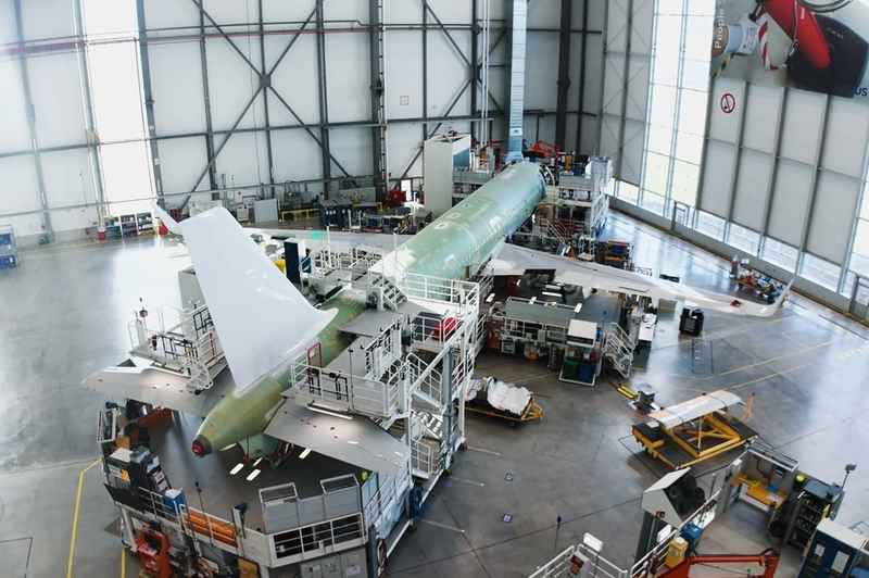  关键赛道加速突破；深市领军力量彰显硬核担当。 企业服务