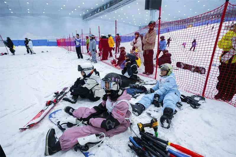  室内雪场运营方法论：哈尔滨热雪奇迹的春日用户留存技术解析 体育新闻