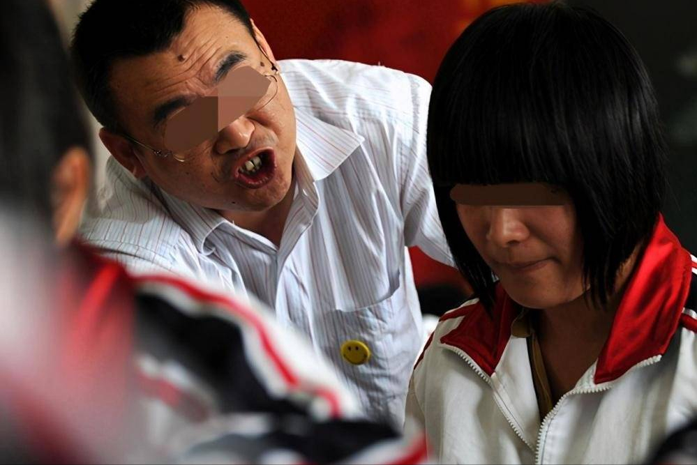  初中三年：脑科学与教育学交叉视角下的关键干预节点 教育招生